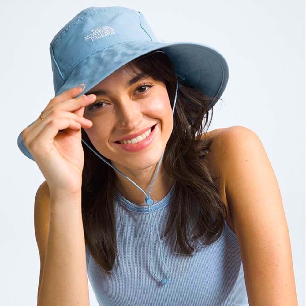 The North Face Class V W Brimmer Bucket Hat NWT